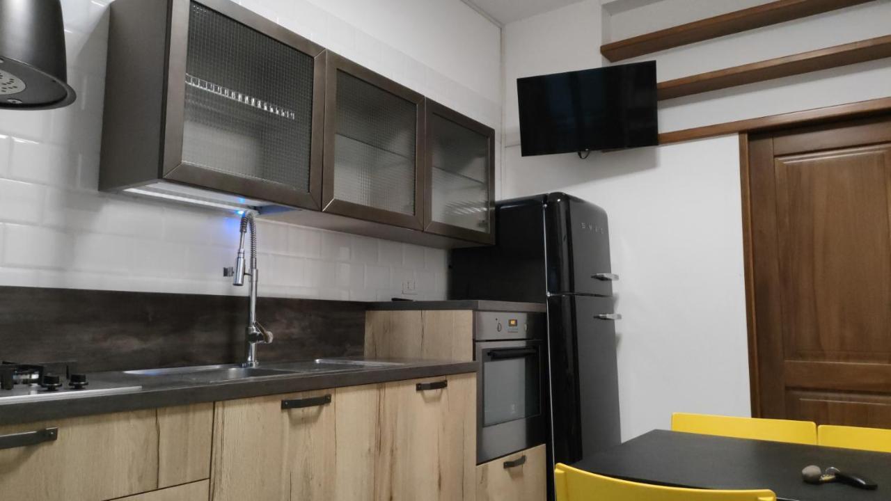 Апартаменты Da Ale E Cate - In Centro A San Benedetto Сан-Бенедетто-дель-Тронто Экстерьер фото
